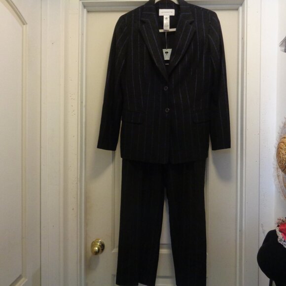 SUITING LADIES BLACK & BLUE WOOLY BLEND LIZ CLAIBORNE SUIT 6 - Picture 2 of 16